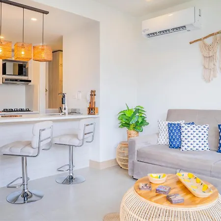 Fantastic Apartment/beach Front Luxury 4*
