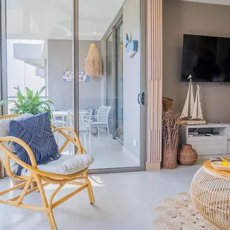 Fantastic Apartment/beach Front Luxury Cartagena